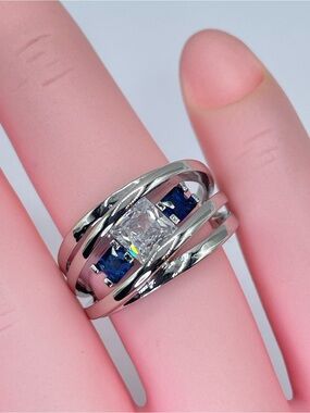 Swarovski Crystal Elements Sapphire Blue White Crystal Art Deco Ring Sz 6
